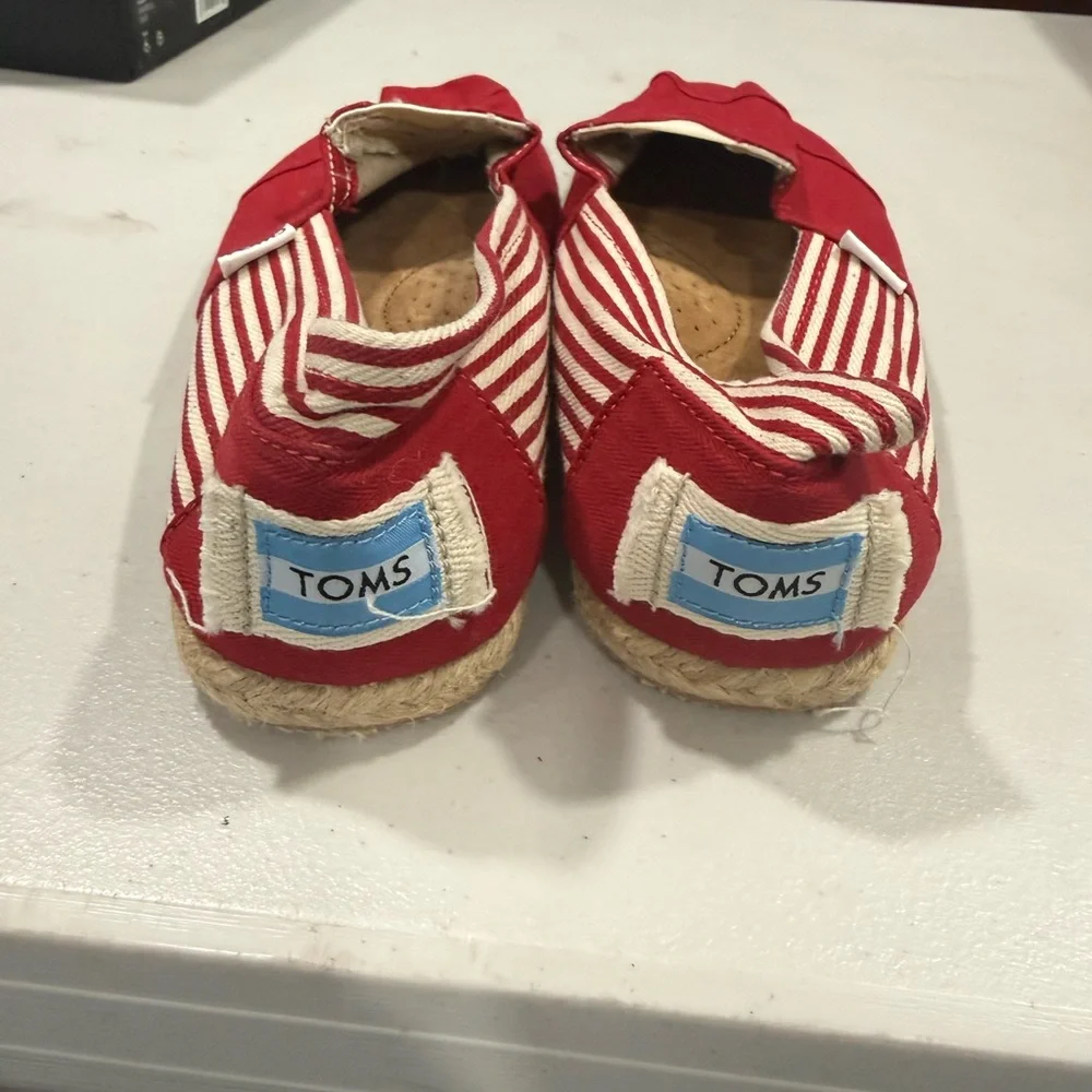 Toms Red and White Canvas Slip-Ons Mens Size 10
